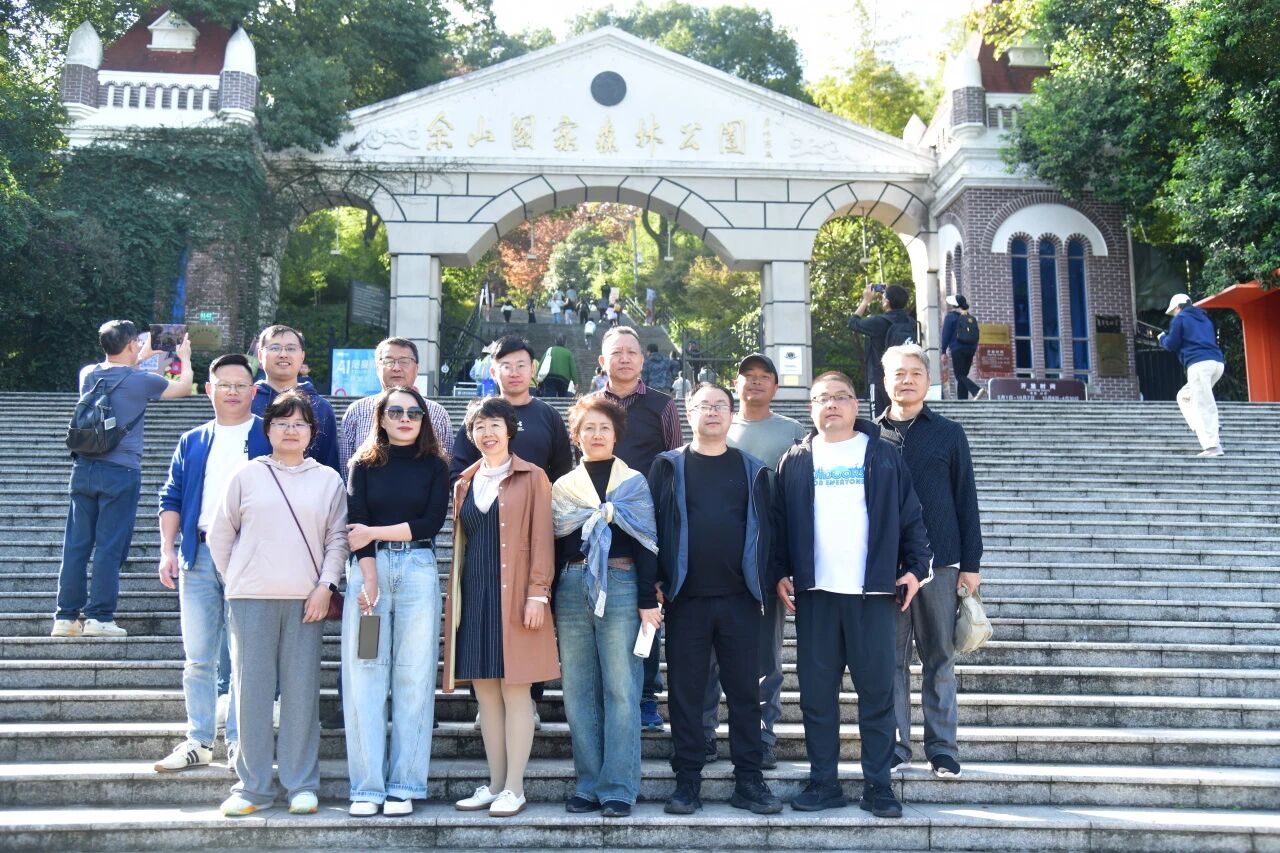 微信图片_2025-11-26_134343_760.jpg